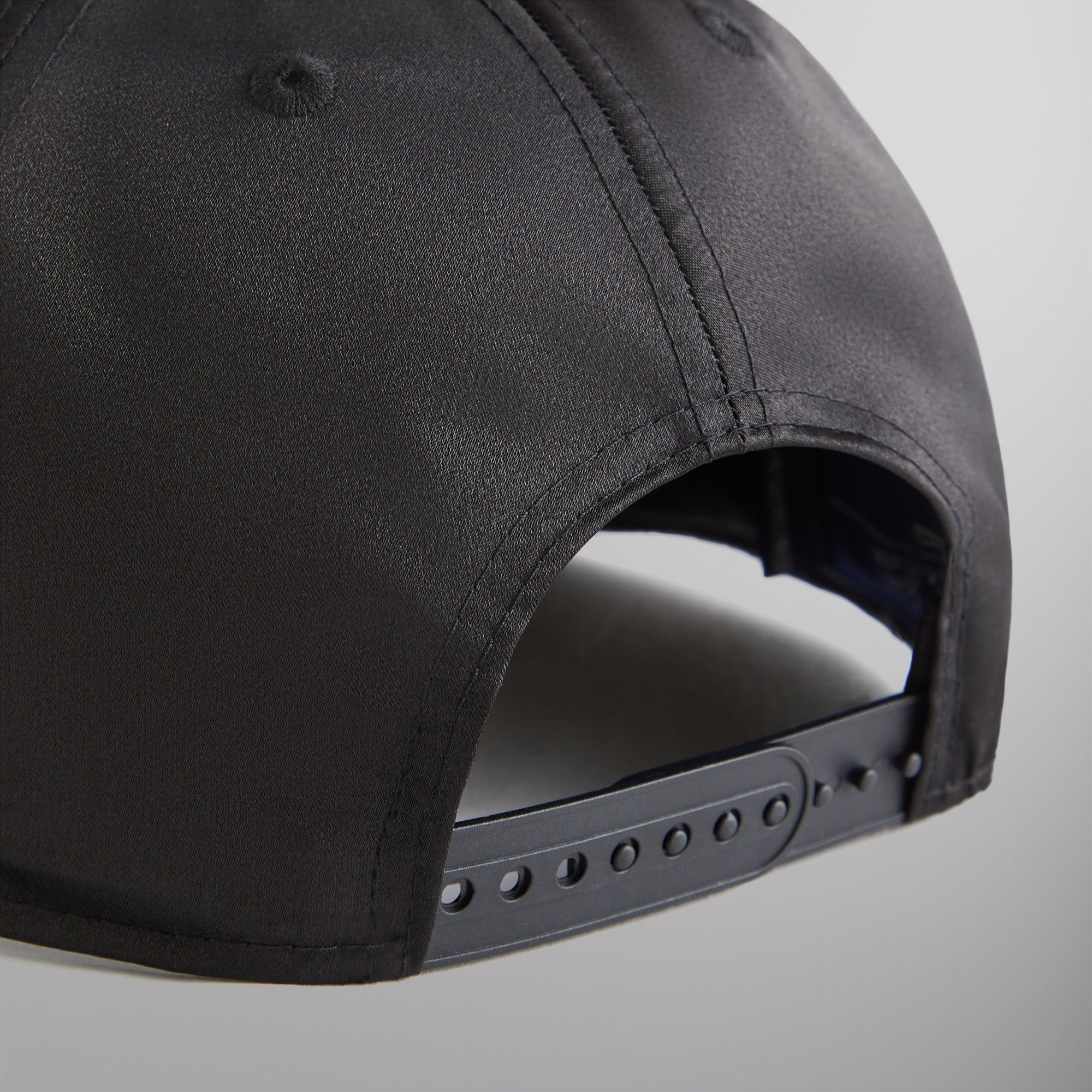 Kith & New Era for the New York Yankees Satin 9FIFTY A-Frame Snapback - Black PH sold by Kith product image thumbnail 6