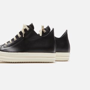 Rick Owens Scarpe in Pelle Low Sneakers - Black / Milk sold by Kith