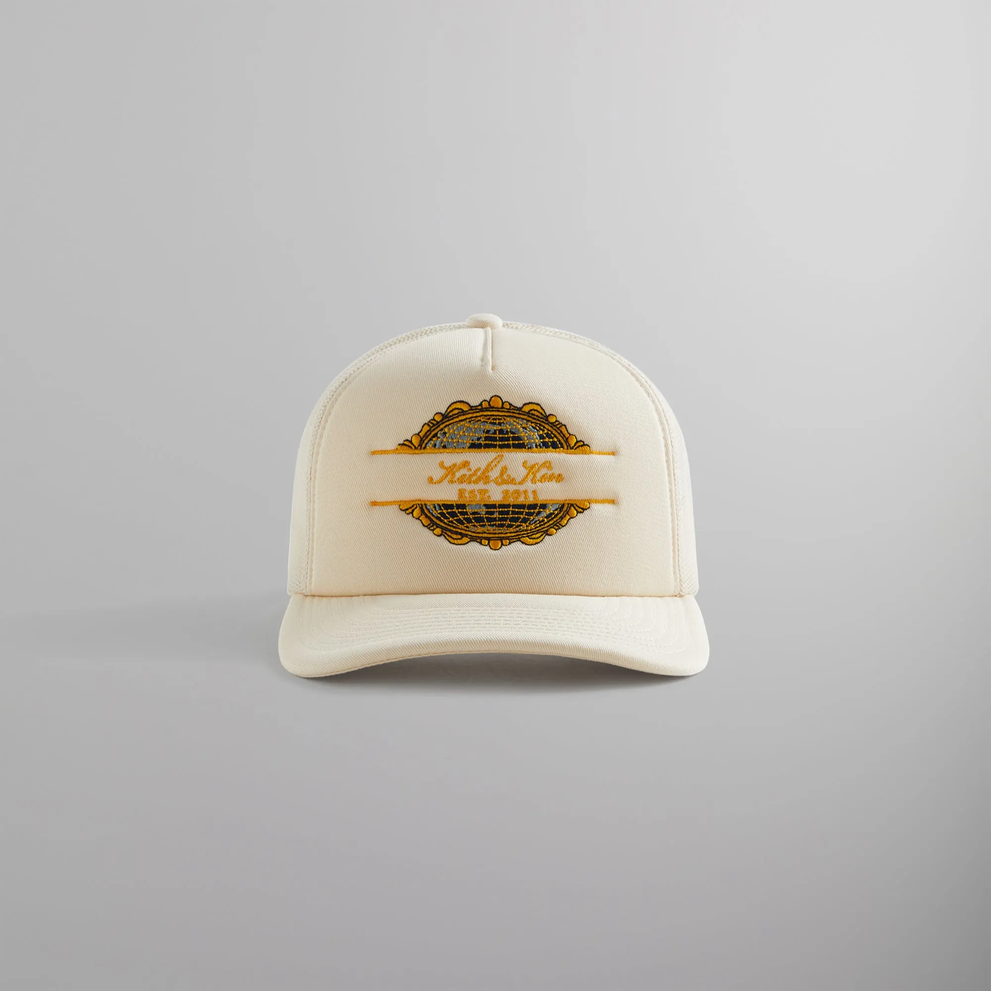 超美品Kith Lace Poly Foam Nolan Trucker Hat Kith Lace Poly Foam Nolan Trucker Hat - White