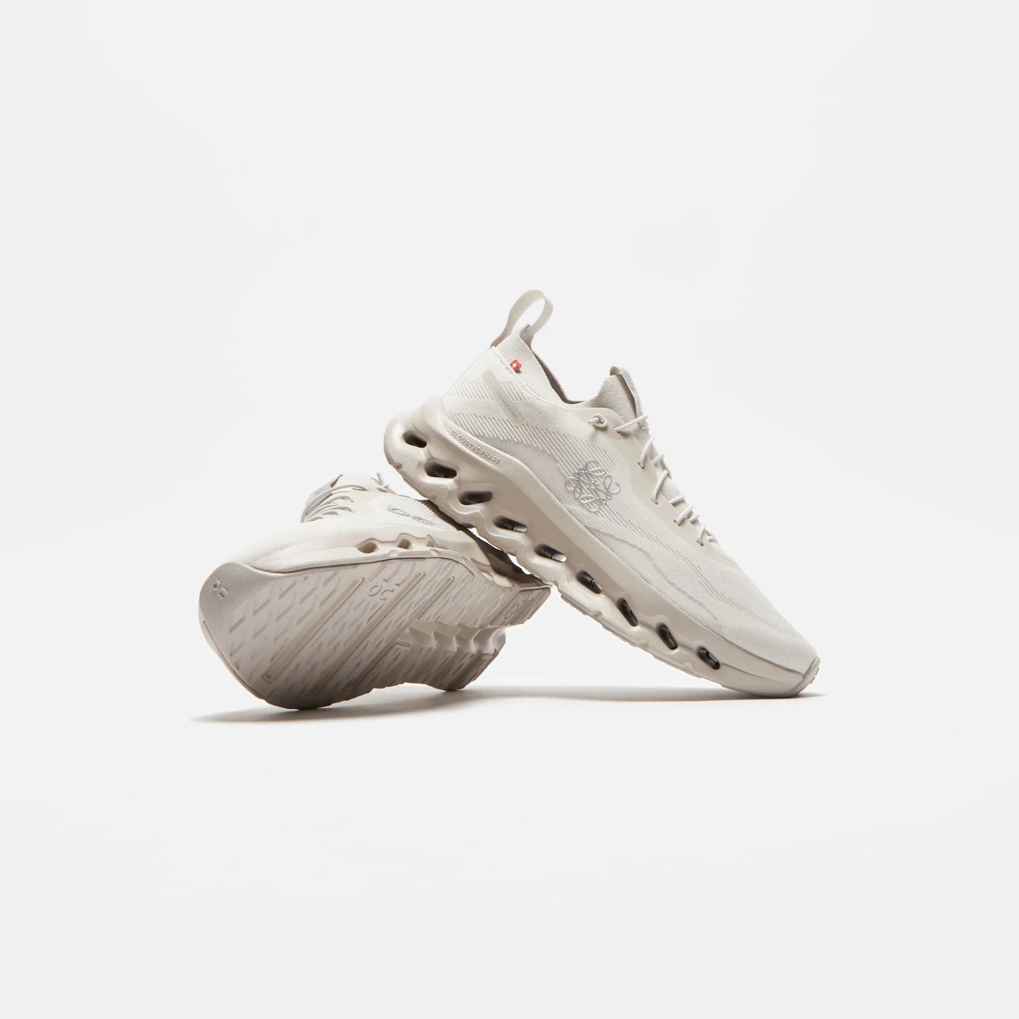 Loewe x On Running Cloudtilt - Sand sold by Kith product image thumbnail 5