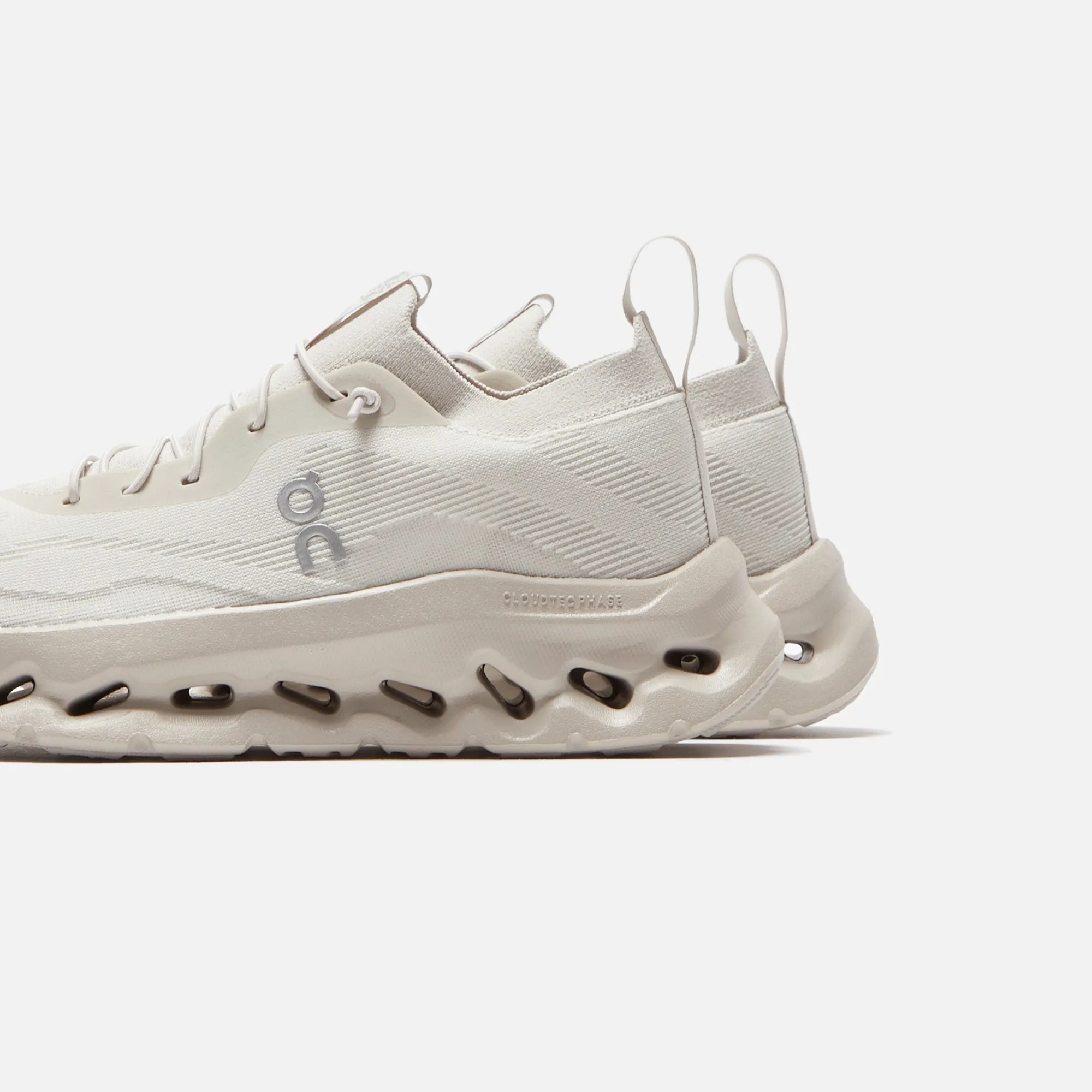 Loewe x On Running Cloudtilt - Sand sold by Kith product image thumbnail 3