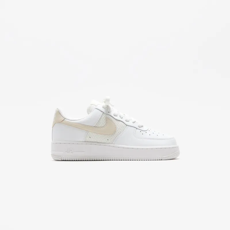 Nike Wmns Air Force 1 `07 - Summit White sold by Kith