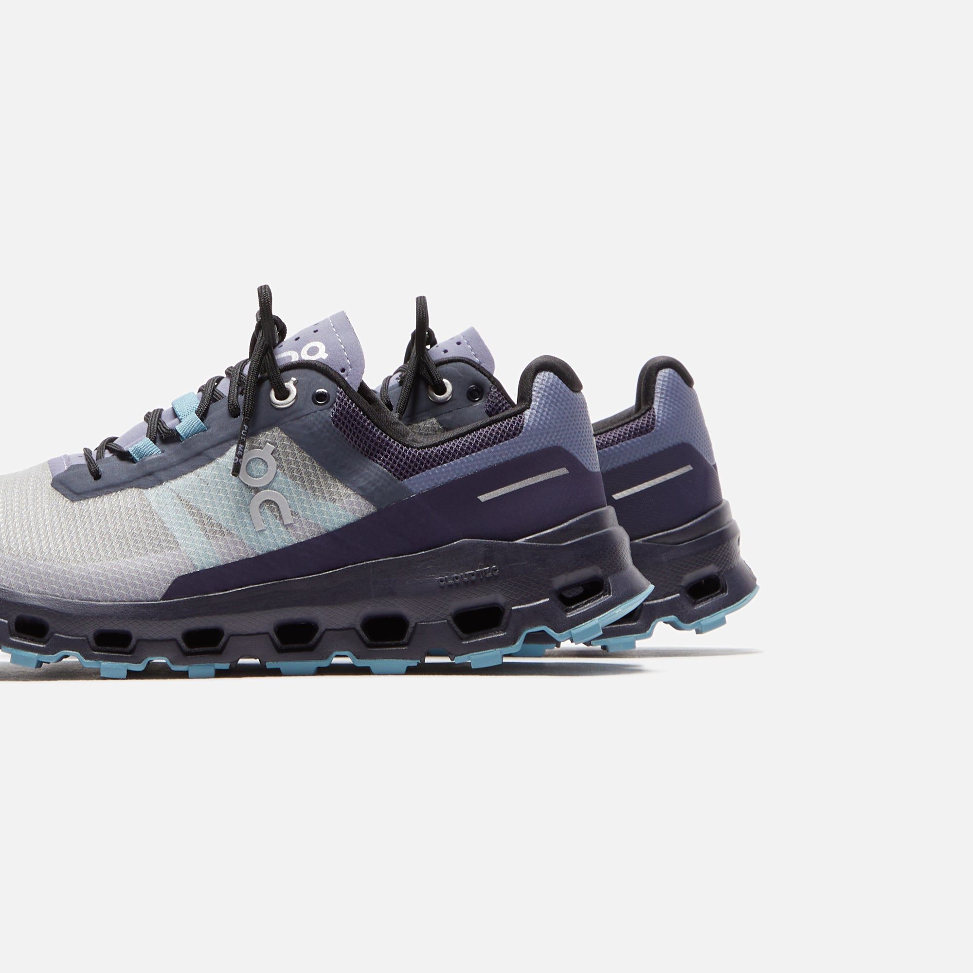 On Running Cloudvista - Navy / Wash sold by Kith product image thumbnail 3