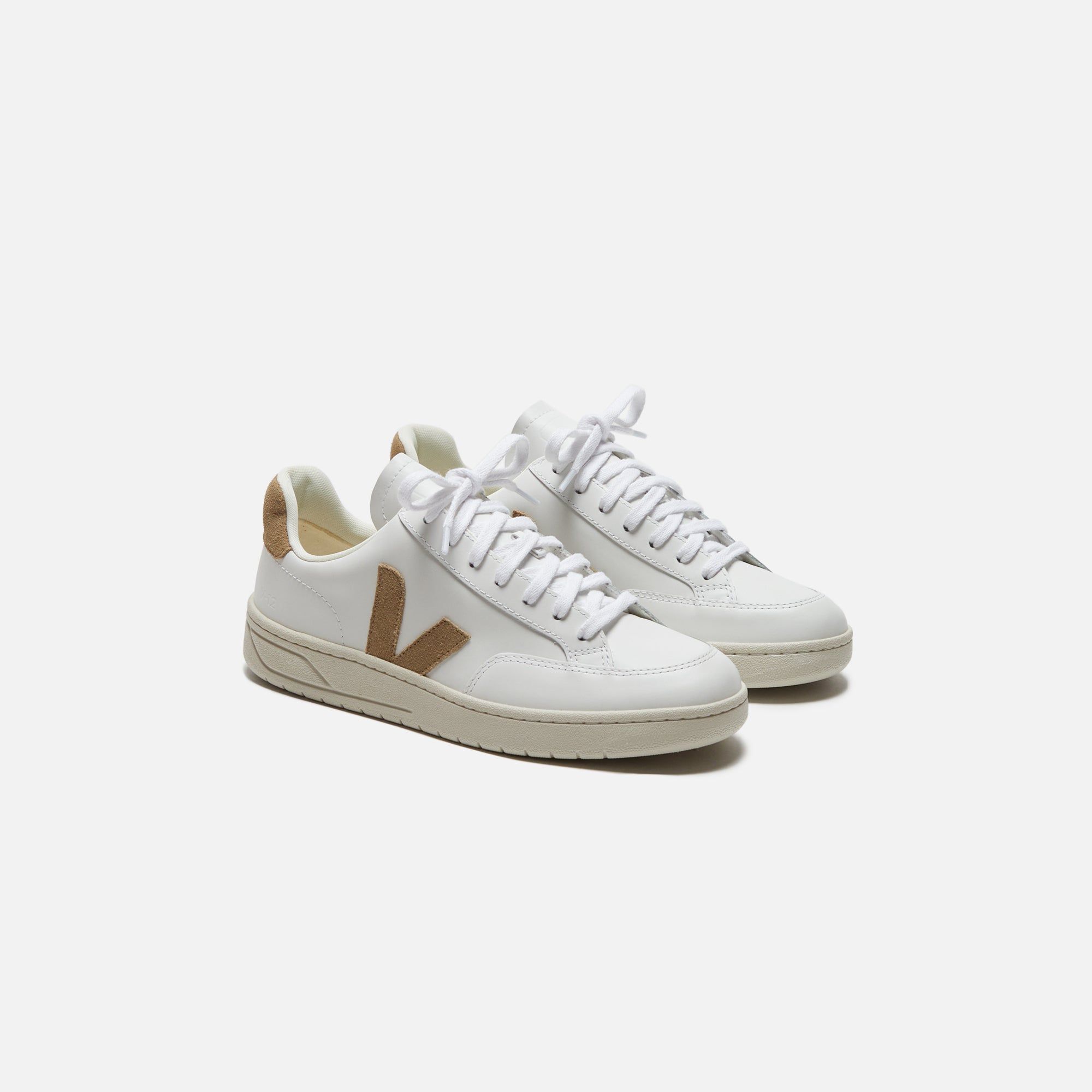 Veja V-12 Leather - Extra White / Dune sold by Kith product image thumbnail 4