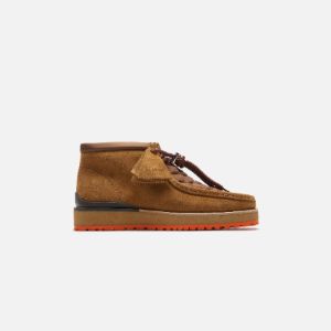 Moncler 1952 x Clarks Wallabee - Khaki / Orange | Parallel