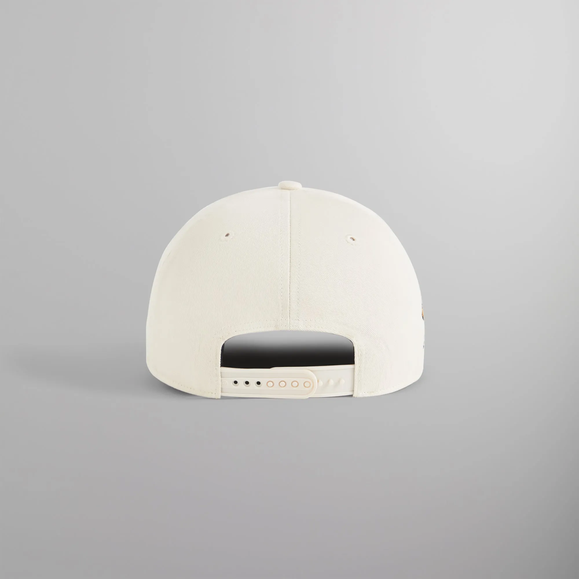 Kith for '47 New York Knicks Hitch Snapback - Sandrift sold by Kith product image thumbnail 2