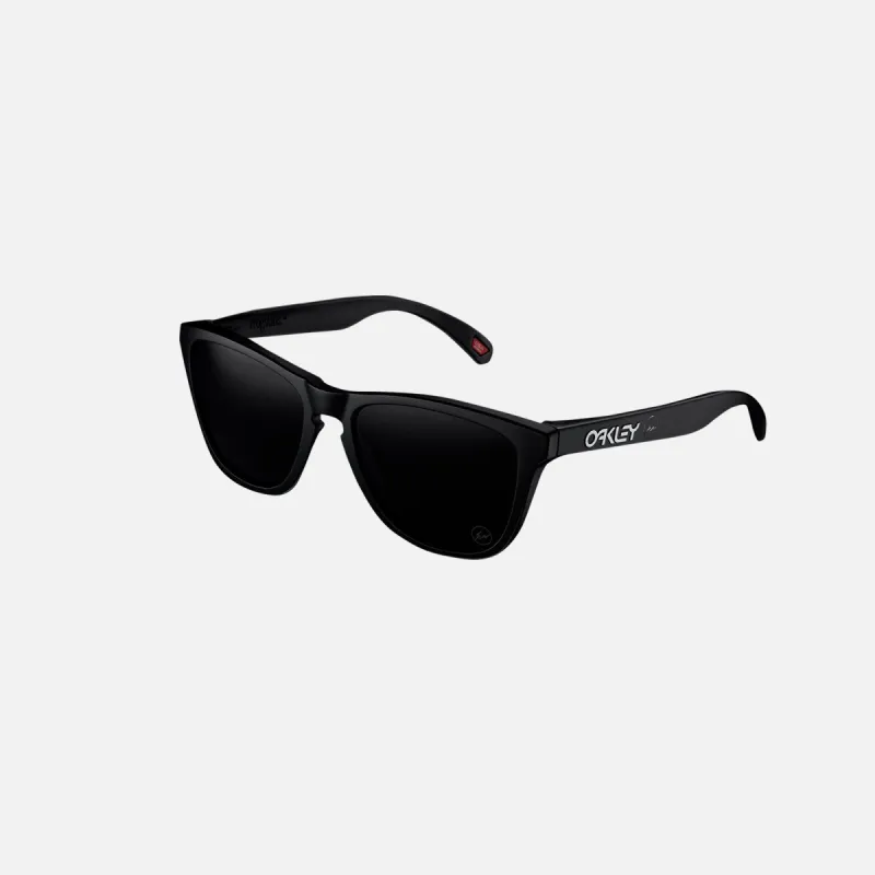 Oakley x Fragment Frogskins™ Sunglasses Set - Multi sold by Kith