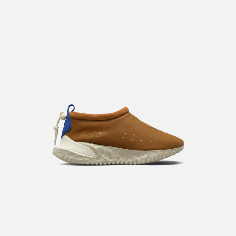 Nike x Undercover Moc Flow - Ale Brown / Team Royal sold by Kith