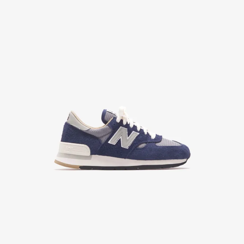 Carhartt WIP x New Balance 990v1 - Dark Navy / Pussywillow Grey made by Kith
