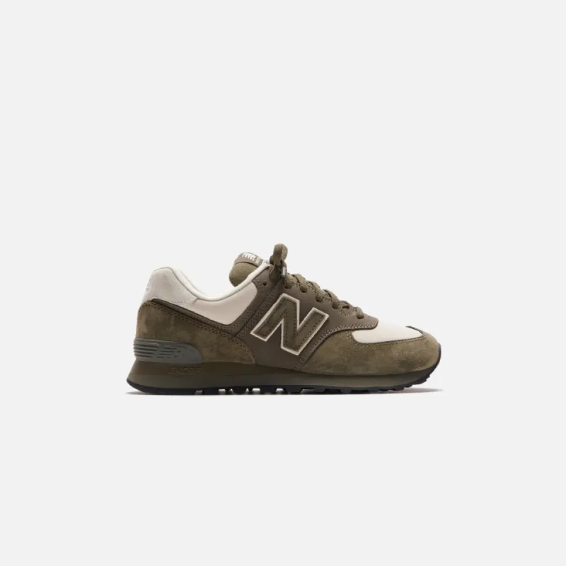 CDG Pocket New Balance x Junya Watanabe 574 Pig Suede Nubuck -  Khaki / Off White sold by Kith