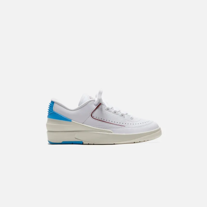 Nike WMNS Air Jordan 2 Retro Low - White / Fire Red / Dark Powder sold by Kith