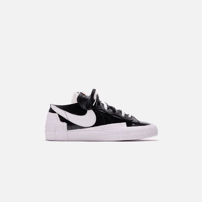 Nike x Sacai Blazer Low - Black / White sold by Kith