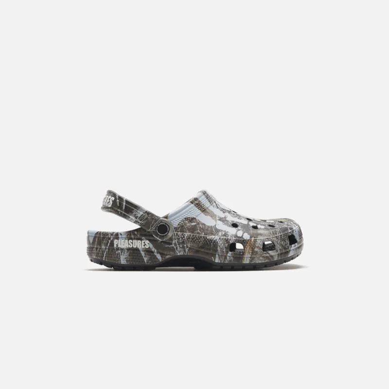 Crocs x Pleasures Classic Clog - Realtree sold by Kith