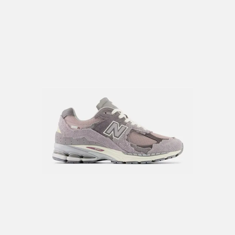 New Balance 2002R - Zinc / Eiffel Tower / Grey Flannel made by New Balance