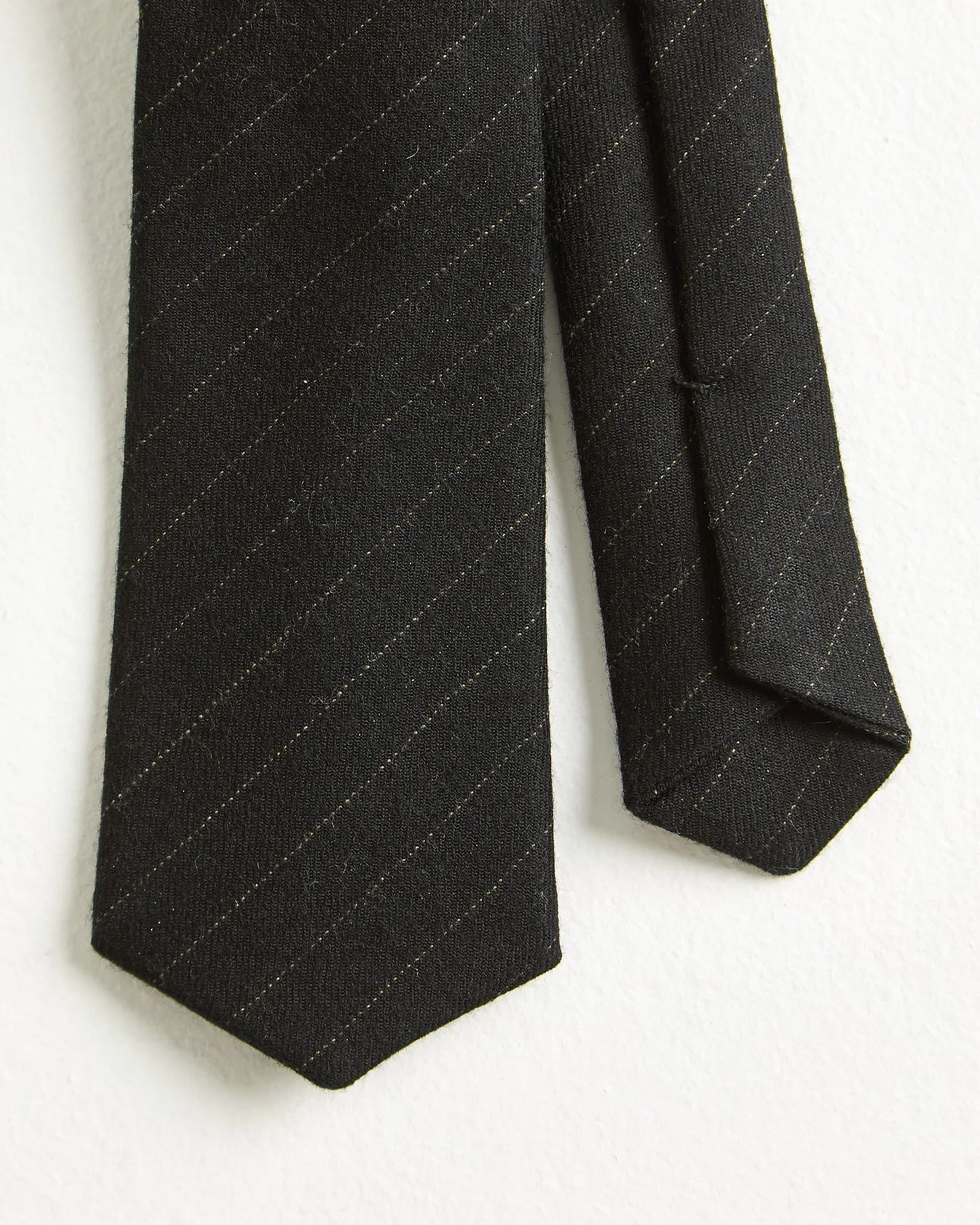 PINSTRIPE TIE IN VIRGIN WOOL DARK GREY WITH WHITE STRIPES sold by Kiton product image thumbnail 2