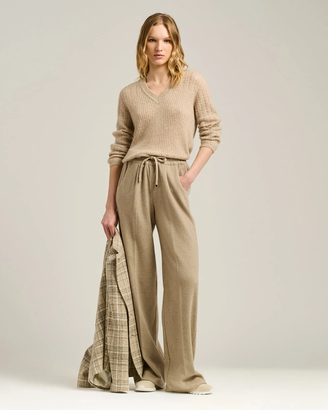 V-NECK OPENWORK SWEATER IN CASHMERE AND SILK BEIGE sold by Kiton product image thumbnail 5