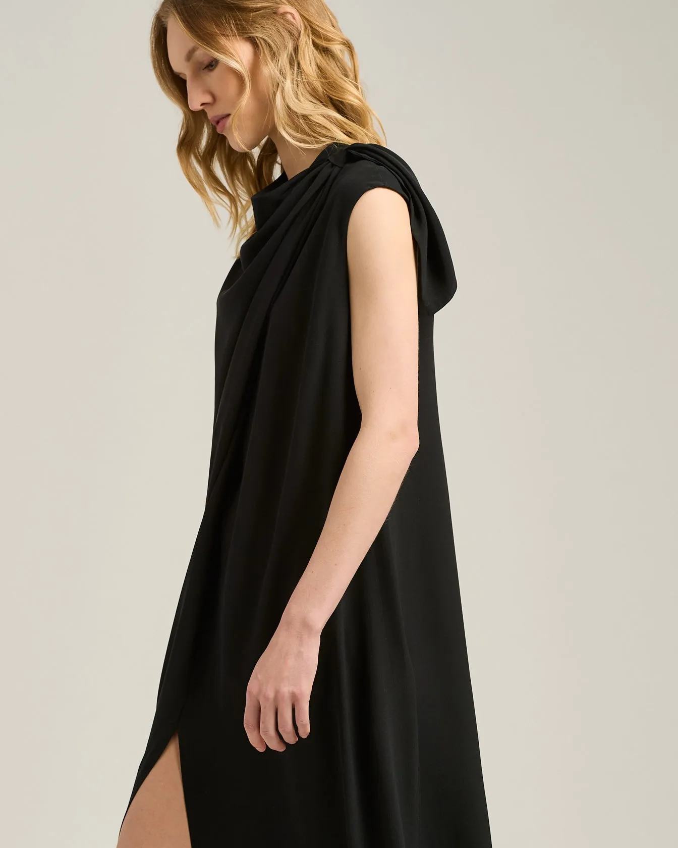 BLACK DRAPED DRESS IN PURE SILK sold by Kiton product image thumbnail 4