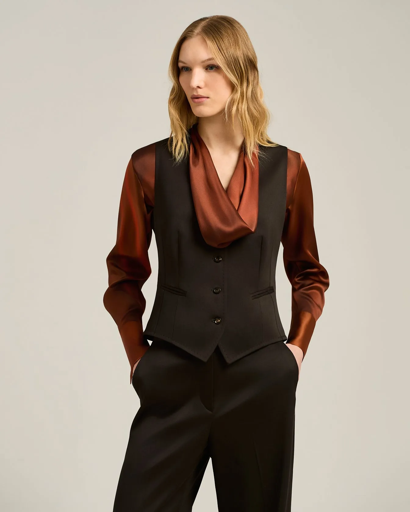 WAISTCOAT IN STRETCH VIRGIN WOOL DARK BROWN sold by Kiton product image thumbnail 2