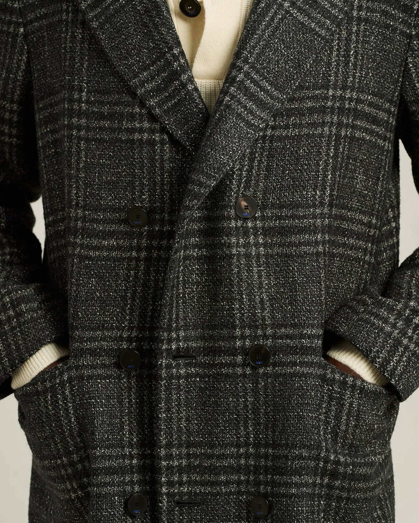 DOUBLE-BREASTED LONG COAT PRINCE OF WALES IN WOOL, CASHMERE AND SILK sold by Kiton product image thumbnail 4