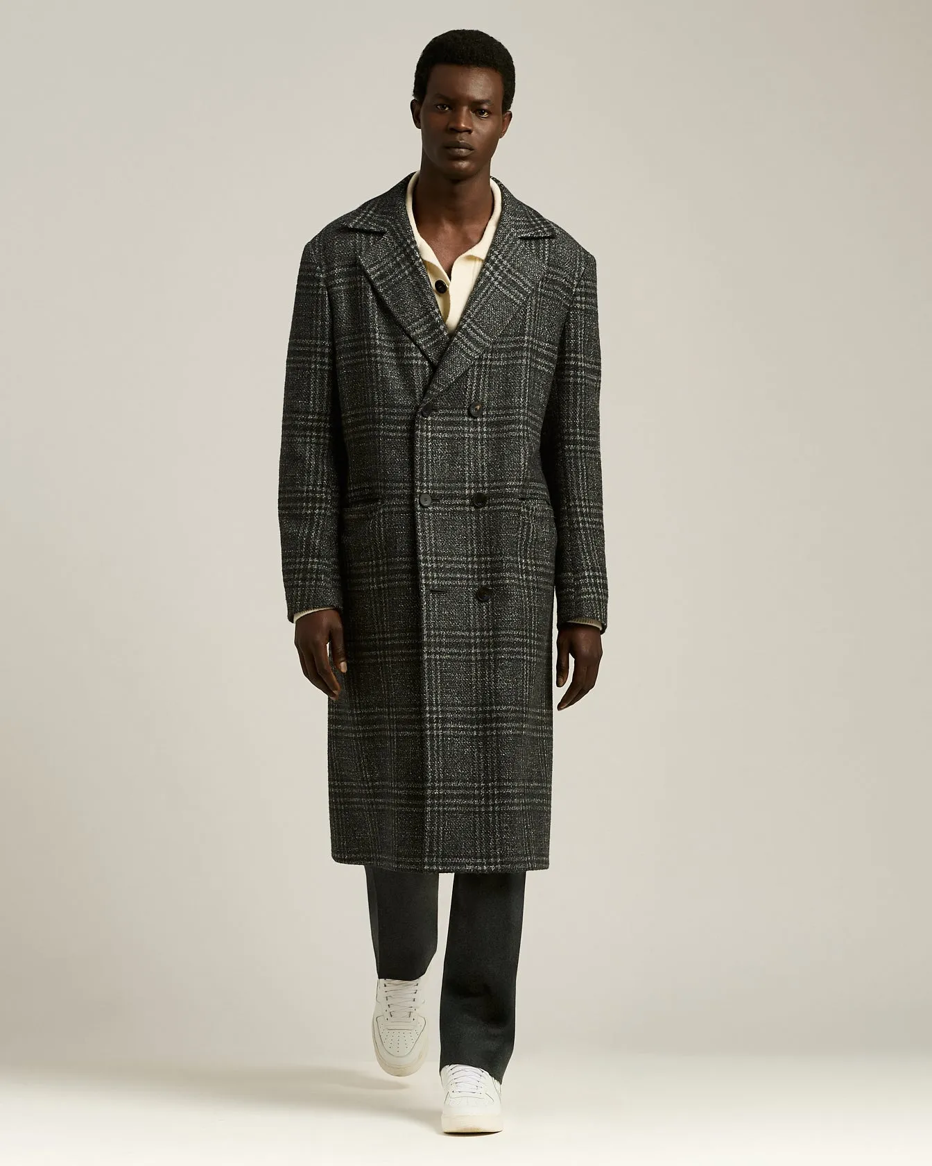 DOUBLE-BREASTED LONG COAT PRINCE OF WALES IN WOOL, CASHMERE AND SILK sold by Kiton product image thumbnail 5
