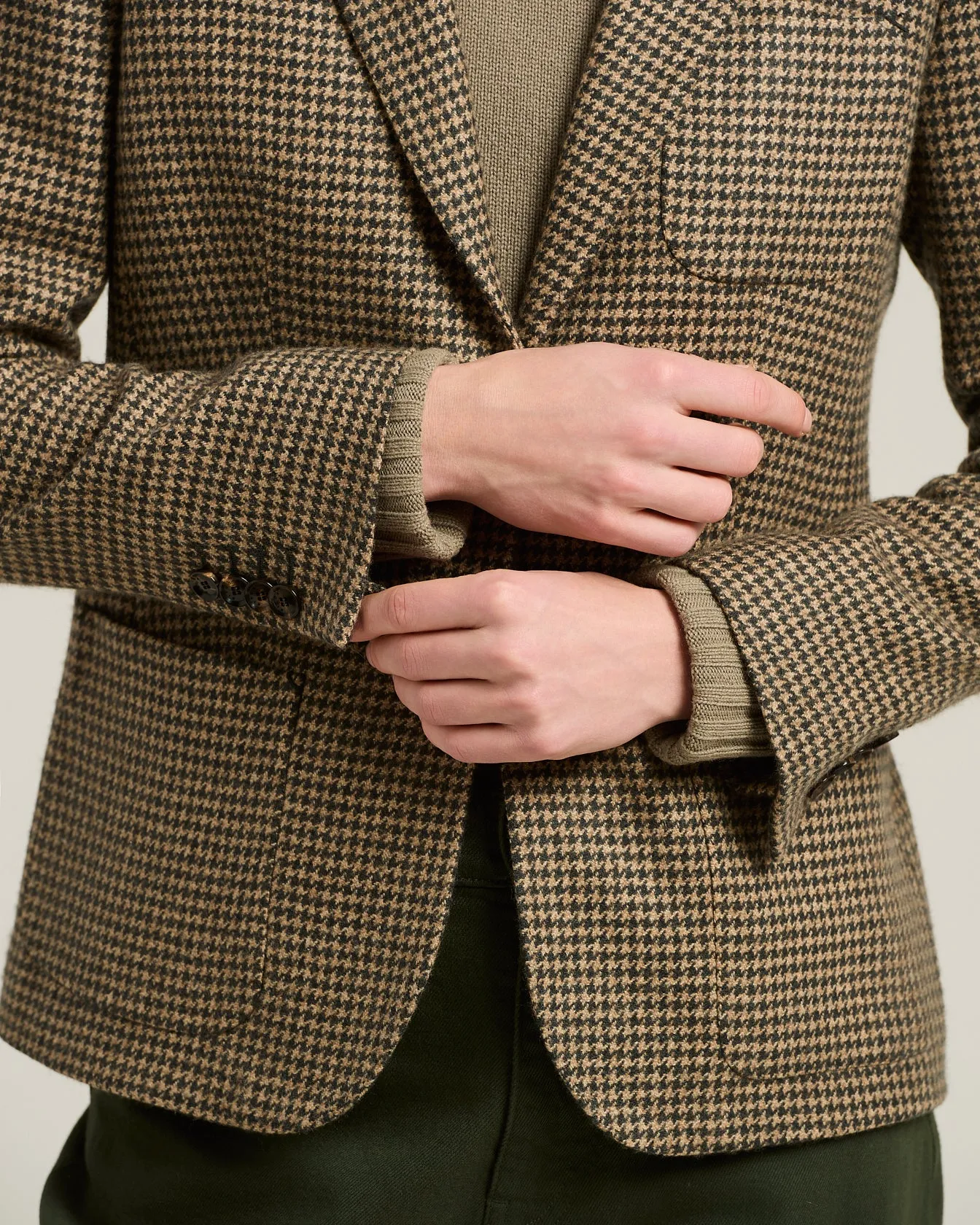 BROWN SINGLE-BREASTED HOUNDSTOOTH PURE CASHMERE BLAZER sold by Kiton product image thumbnail 4