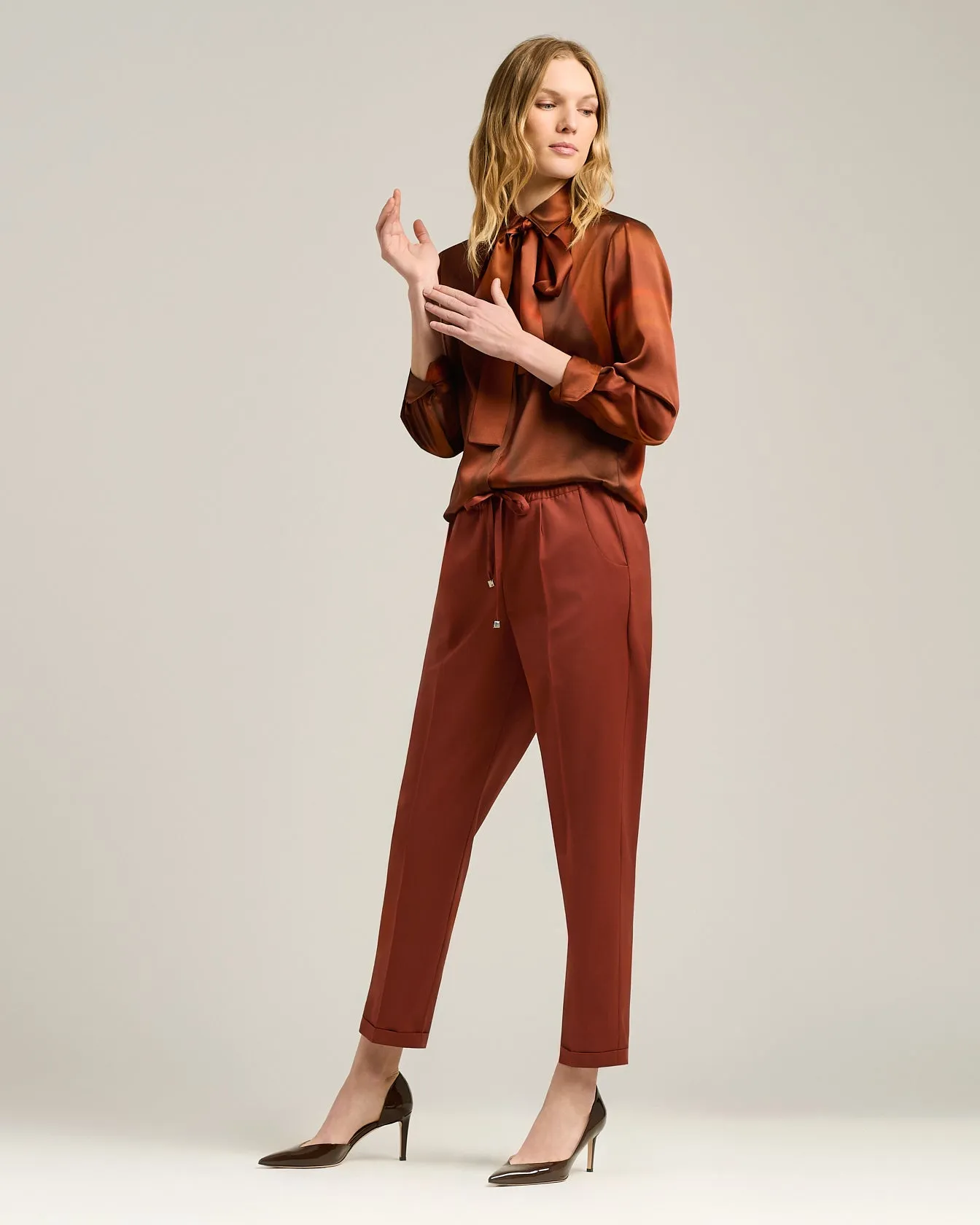 TERRACOTTA WOOL TROUSERS WITH ELASTIC WAIST sold by Kiton product image thumbnail 5