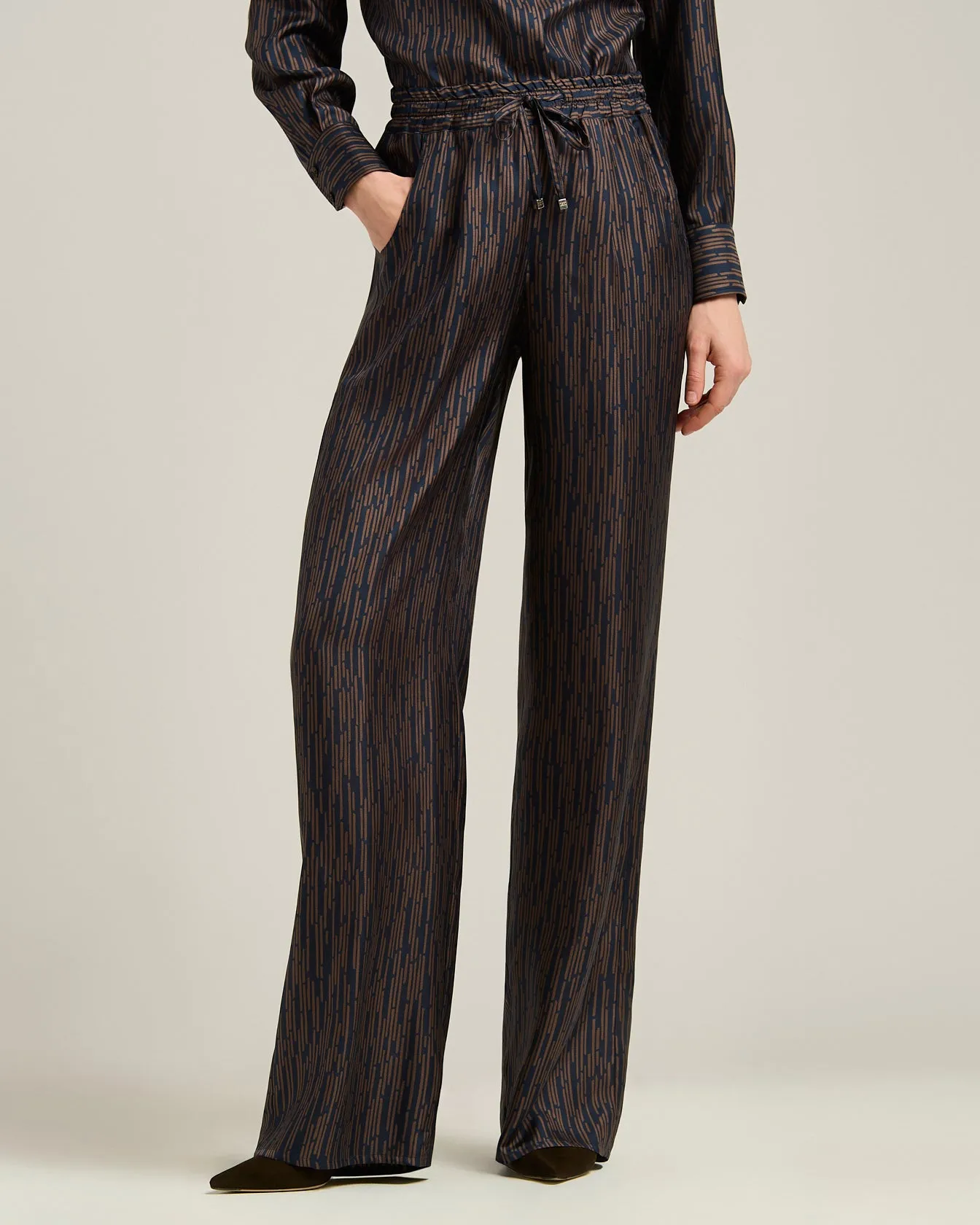 BLUE AND BROWN PRINTED SILK PALAZZO TROUSERS sold by Kiton product image thumbnail 2