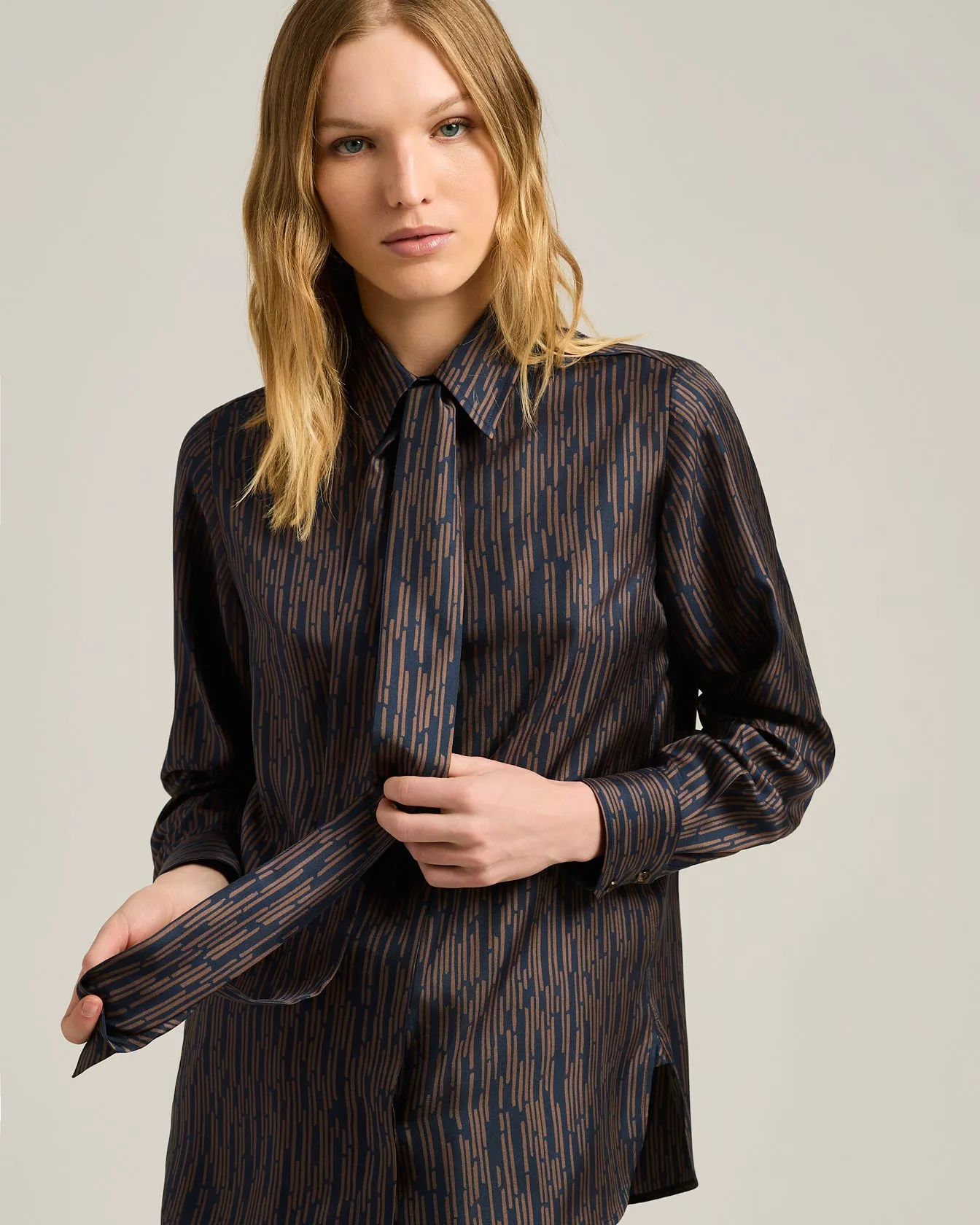 BLUE AND BROWN PRINTED SILK BLOUSE WITH TIE NECK sold by Kiton product image thumbnail 4