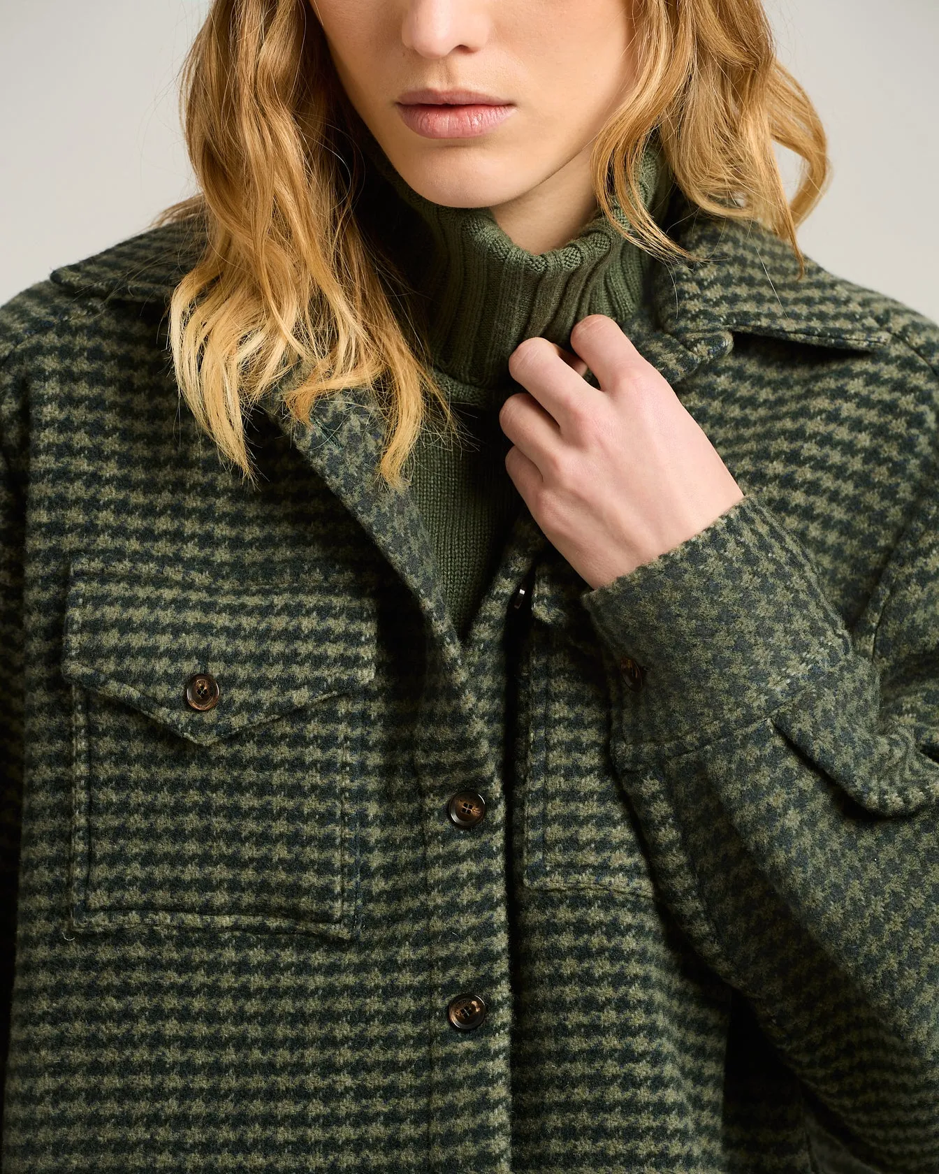 GREEN HOUNDSTOOTH PURE CASHMERE OVERSHIRT sold by Kiton product image thumbnail 4