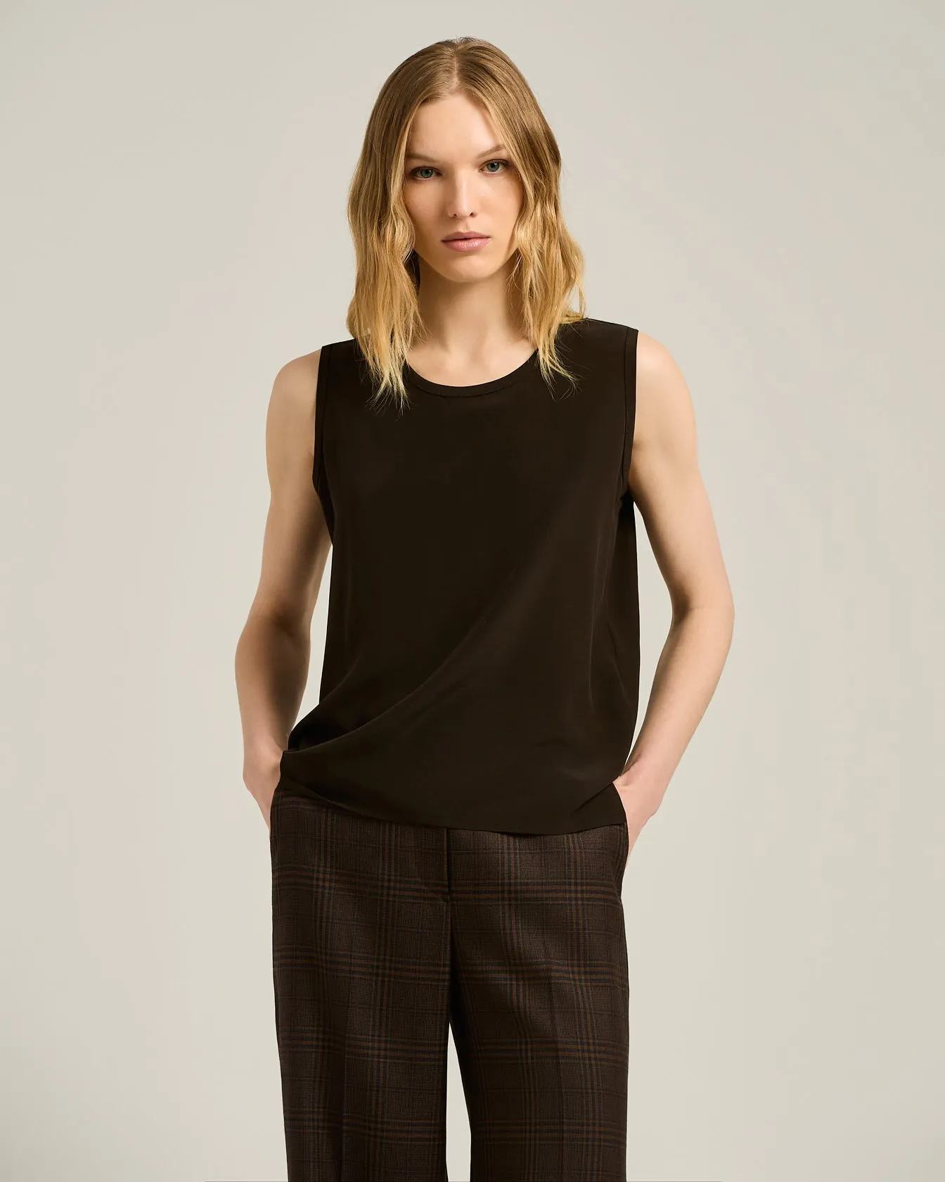 COFFEE BROWN SLEEVELESS TOP IN PURE SILK sold by Kiton product image thumbnail 2
