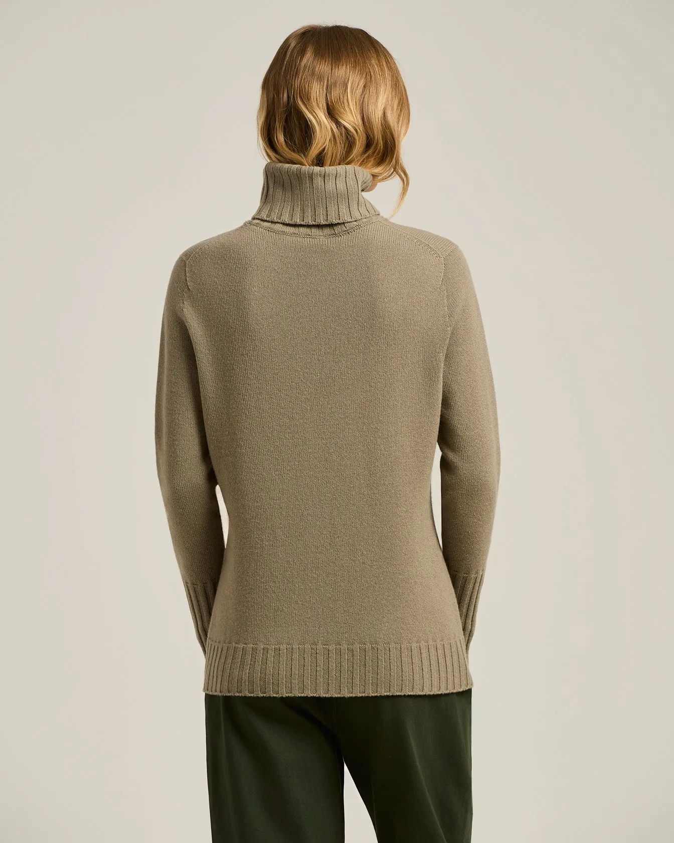 BEIGE CASHMERE TURTLENECK SWEATER sold by Kiton product image thumbnail 3