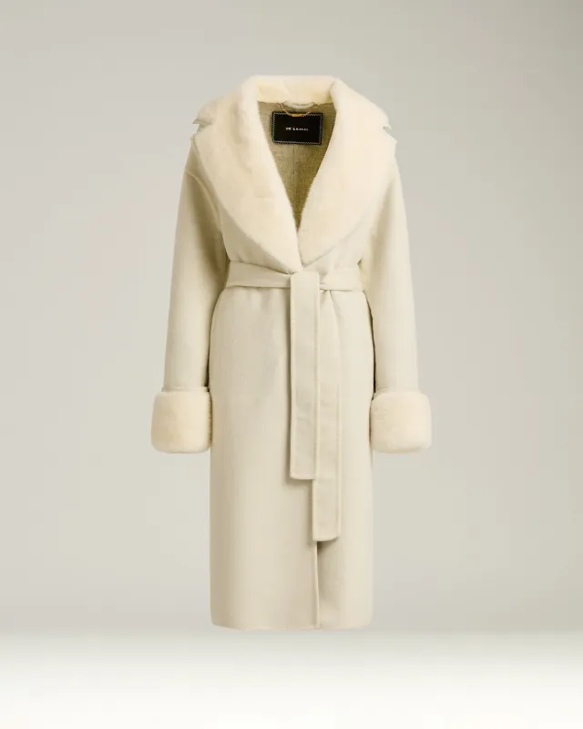WHITE CASHMERE COAT WITH FUR DETAILS made by Kiton