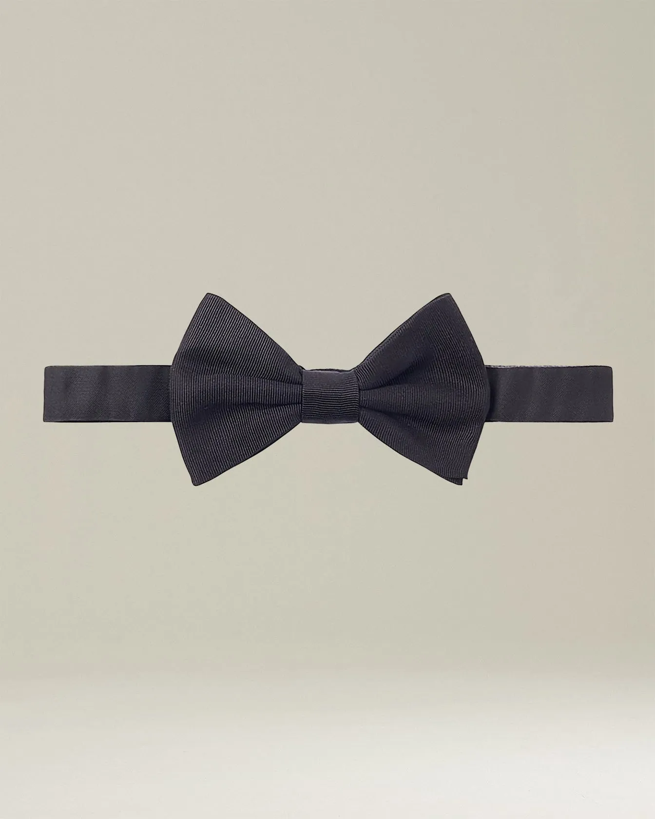 BOW TIE SILK sold by Kiton