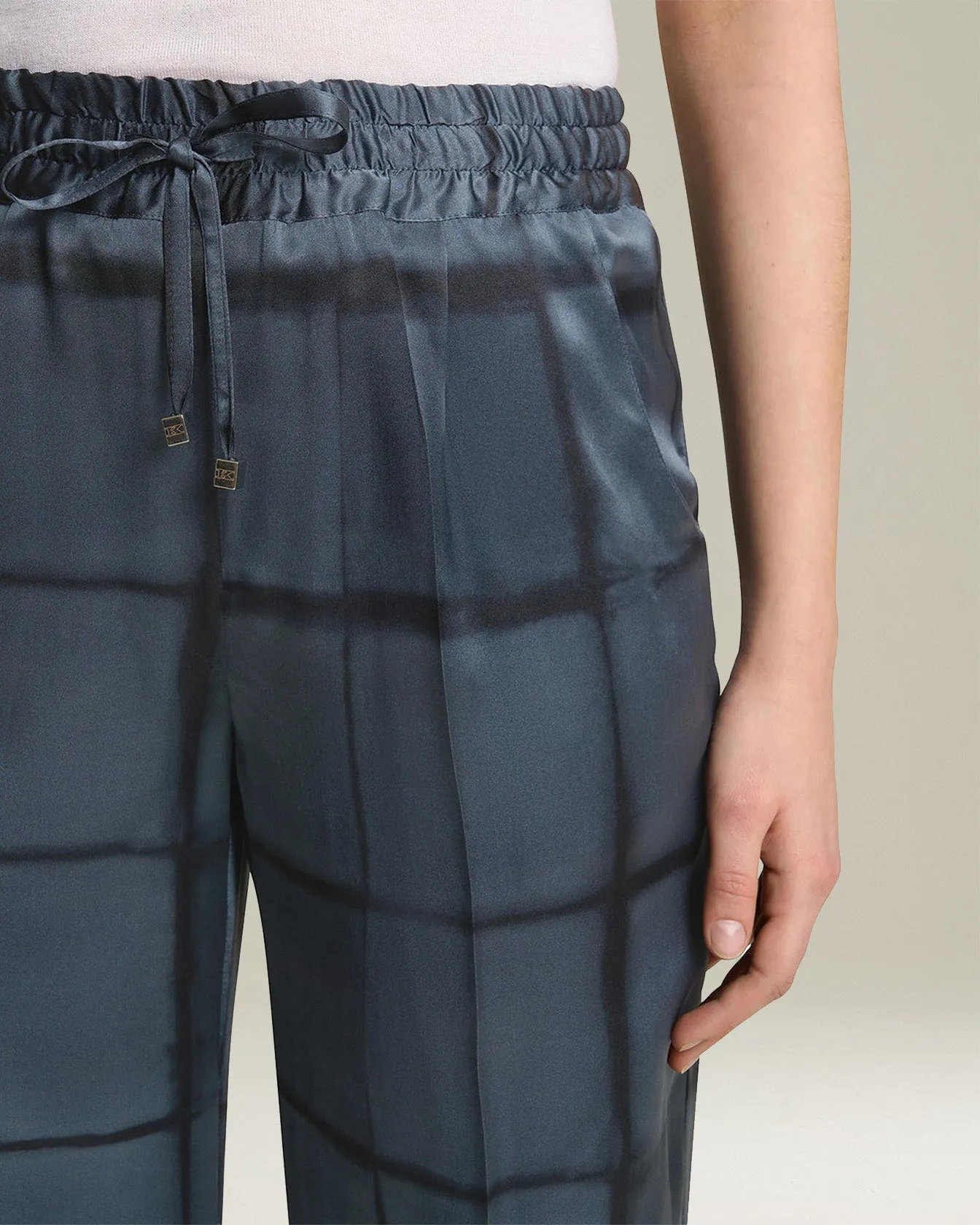 PRINTED SILK DRAWSTRING TROUSERS sold by Kiton product image thumbnail 4