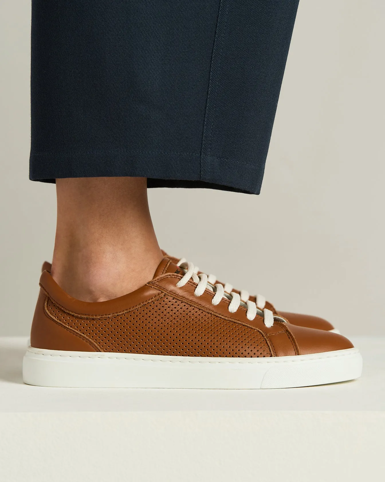 SNEAKERS IN CALFSKIN LEATHER sold by Kiton product image thumbnail 4