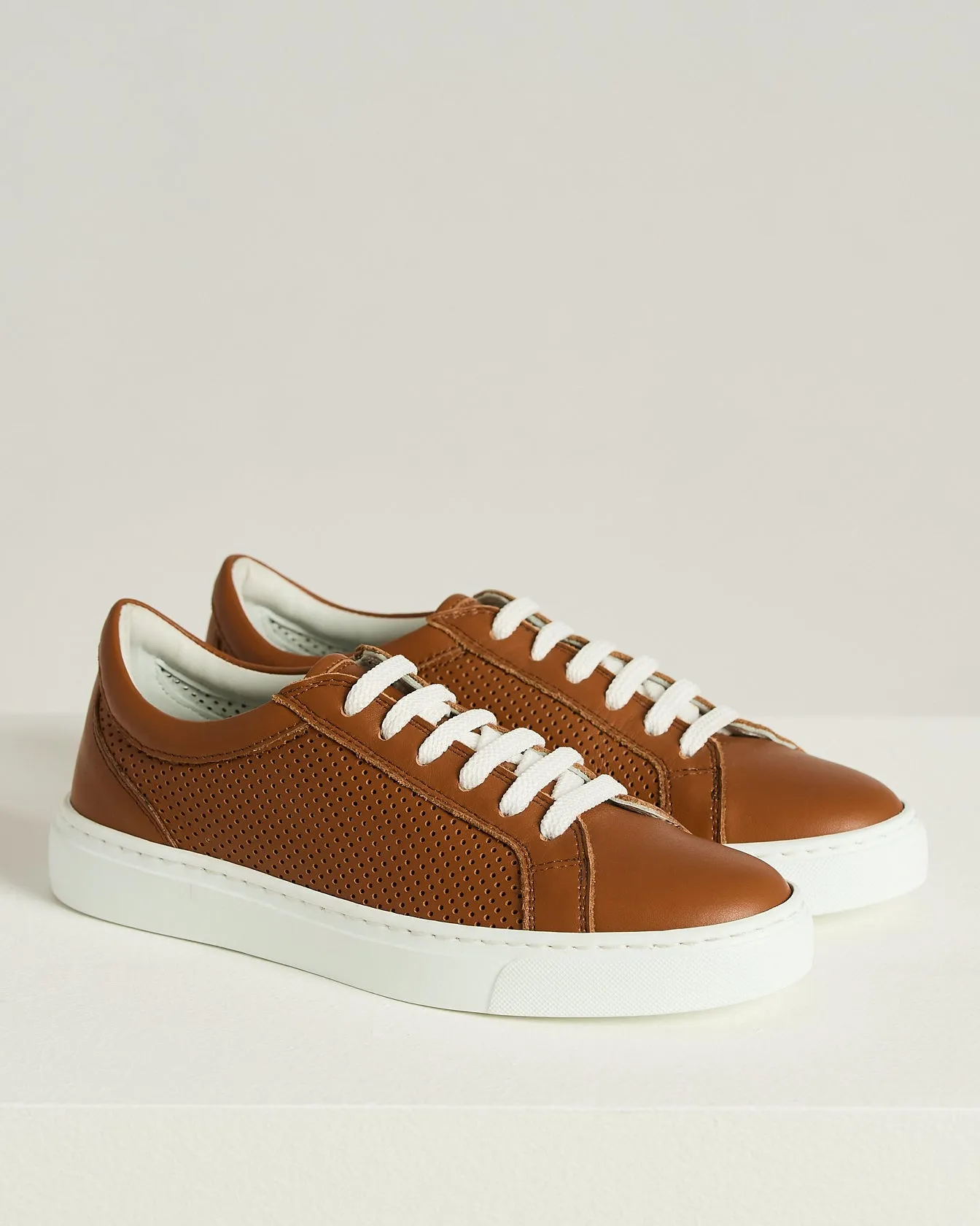 SNEAKERS IN CALFSKIN LEATHER sold by Kiton product image thumbnail 2