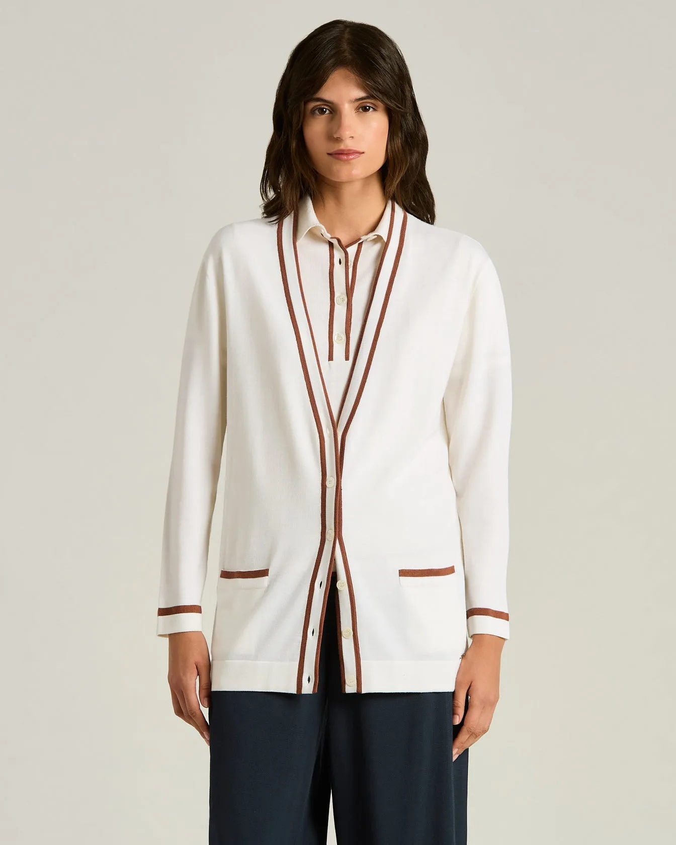 FINE WOOL CARDIGAN WITH CONTRASTING TRIMS IN WHITE HAZELNUT sold by Kiton product image thumbnail 2