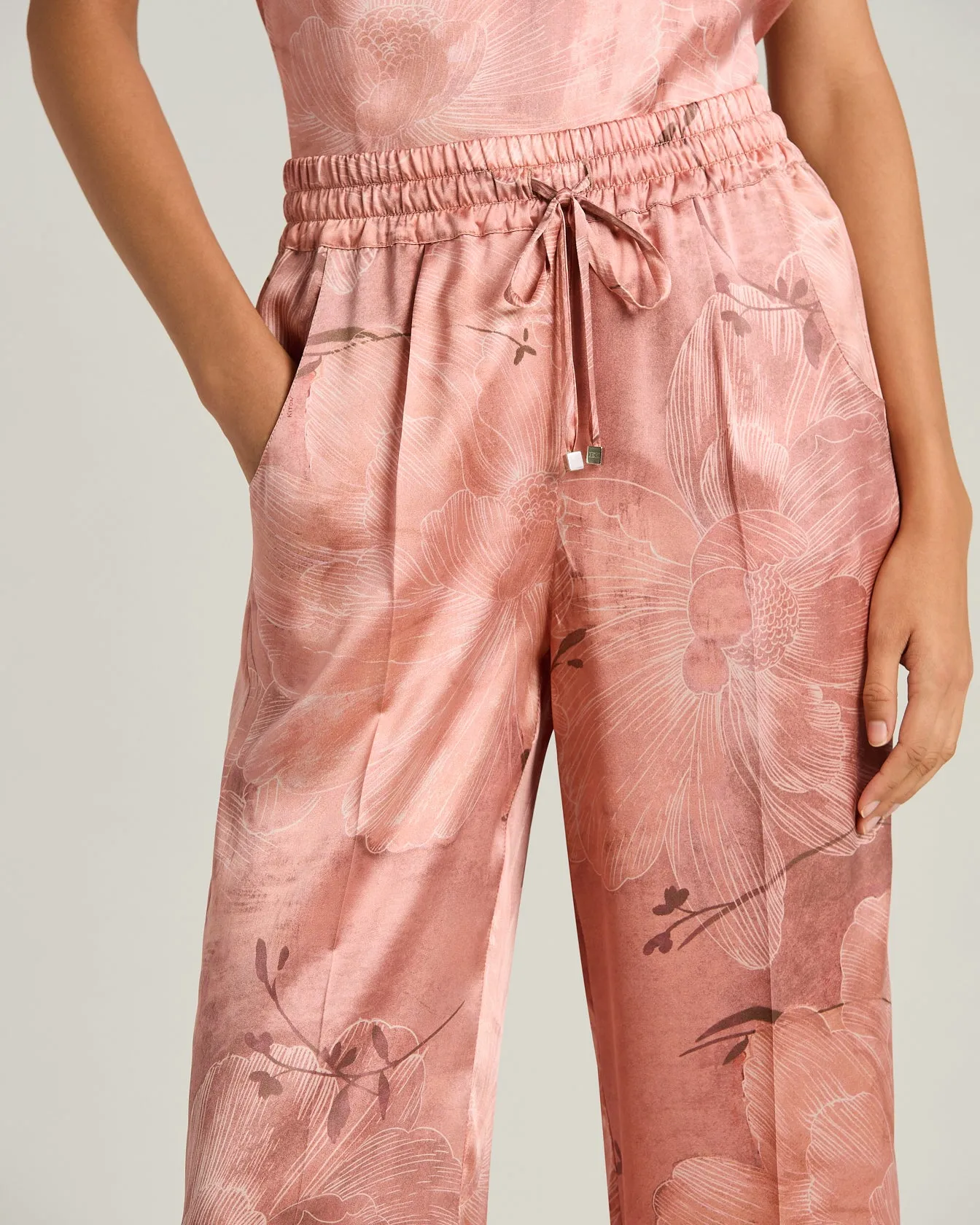 PRINTED PURE SILK TROUSERS sold by Kiton product image thumbnail 4