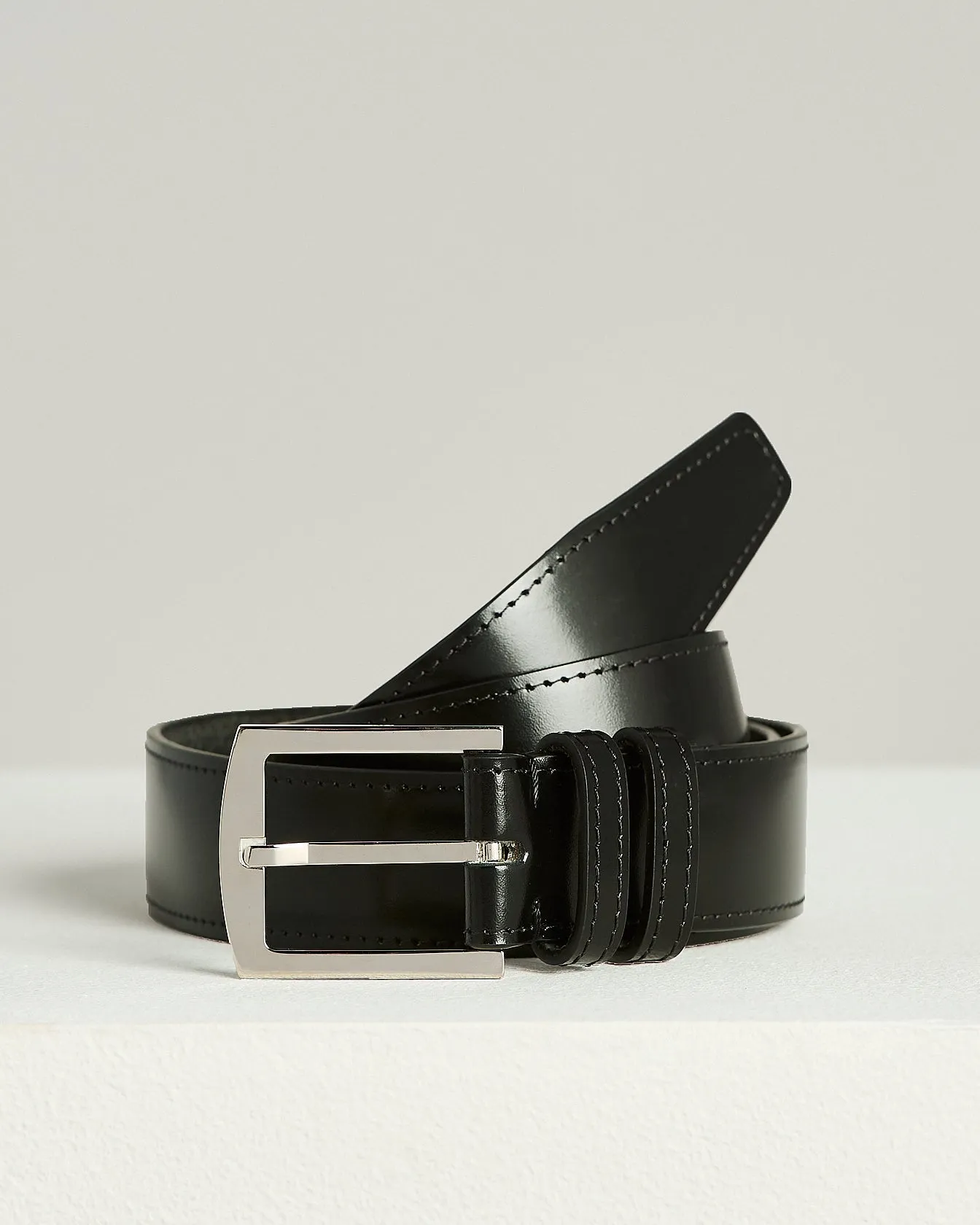 BLACK CALFSKIN BELT WITH POLISHED BUCKLE sold by Kiton