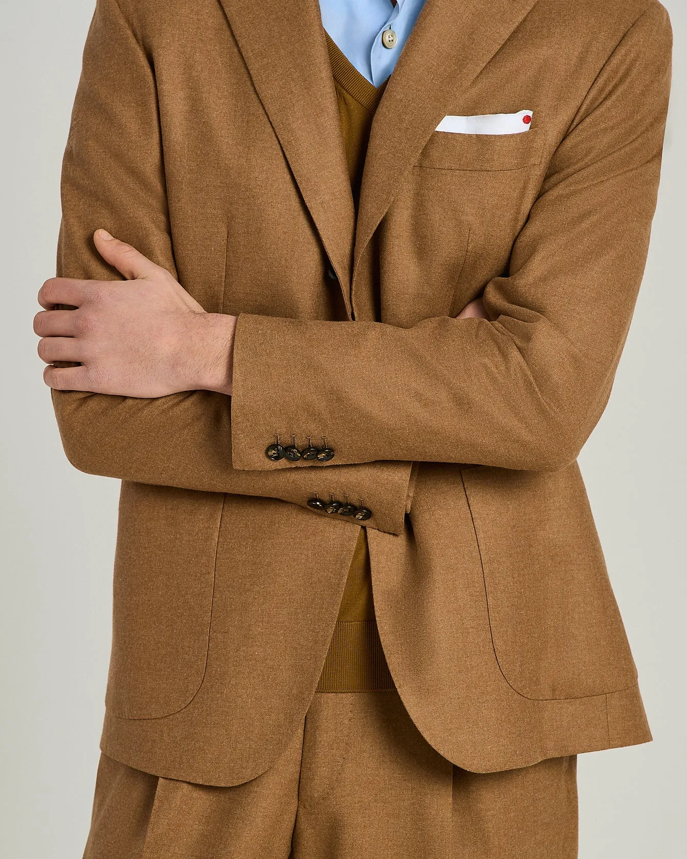 SARTORIAL WOOL AND CASHMERE SUIT sold by Kiton product image thumbnail 4