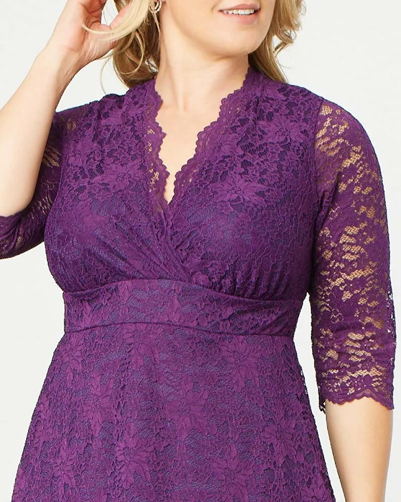 Scalloped Boudoir Lace Dress sold by Kiyonna product image thumbnail 5