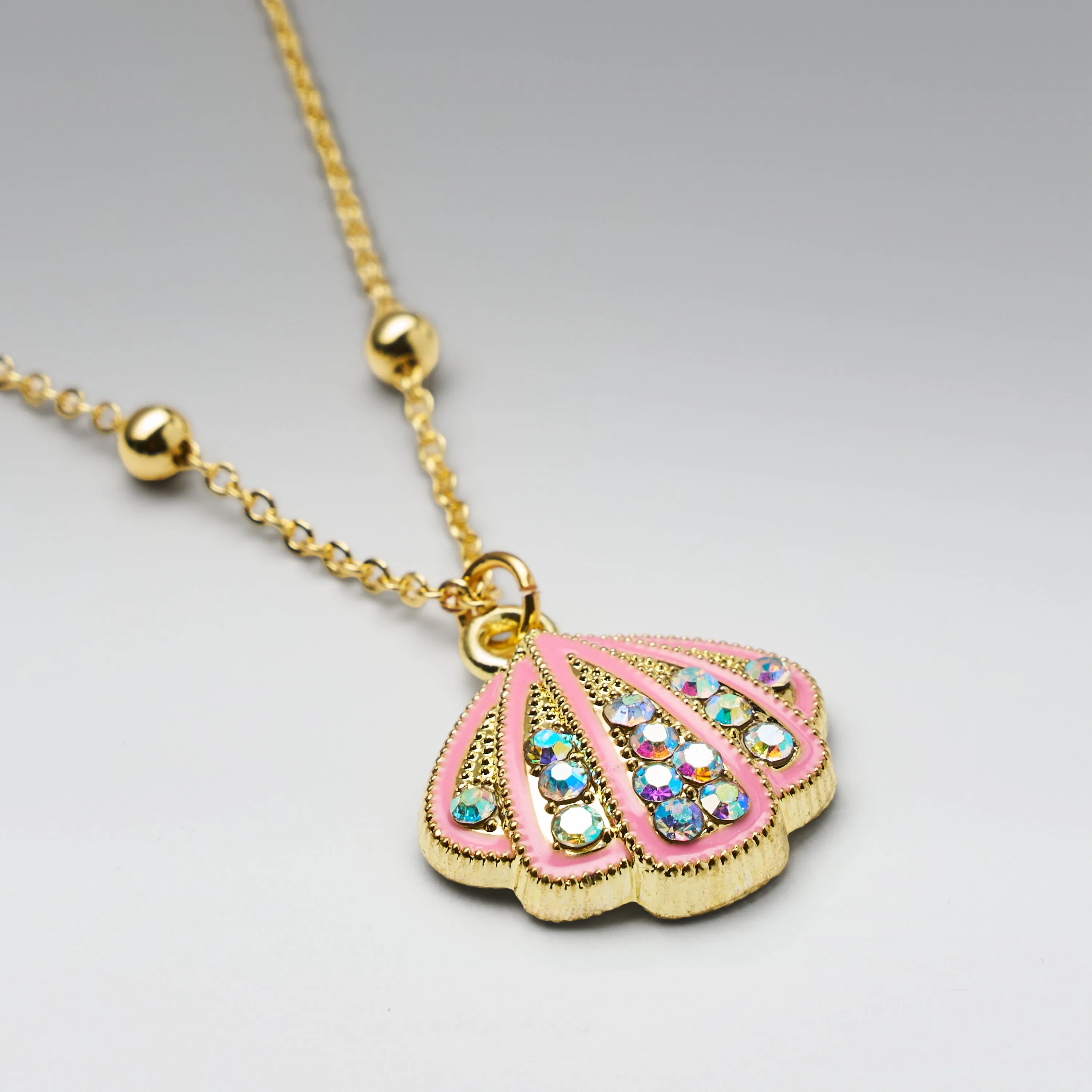 Mermaid Shell Necklace sold by Koi Footwear product image thumbnail 2