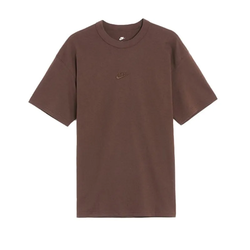 Nike Sportswear Premium Essential Tee made by Nike
