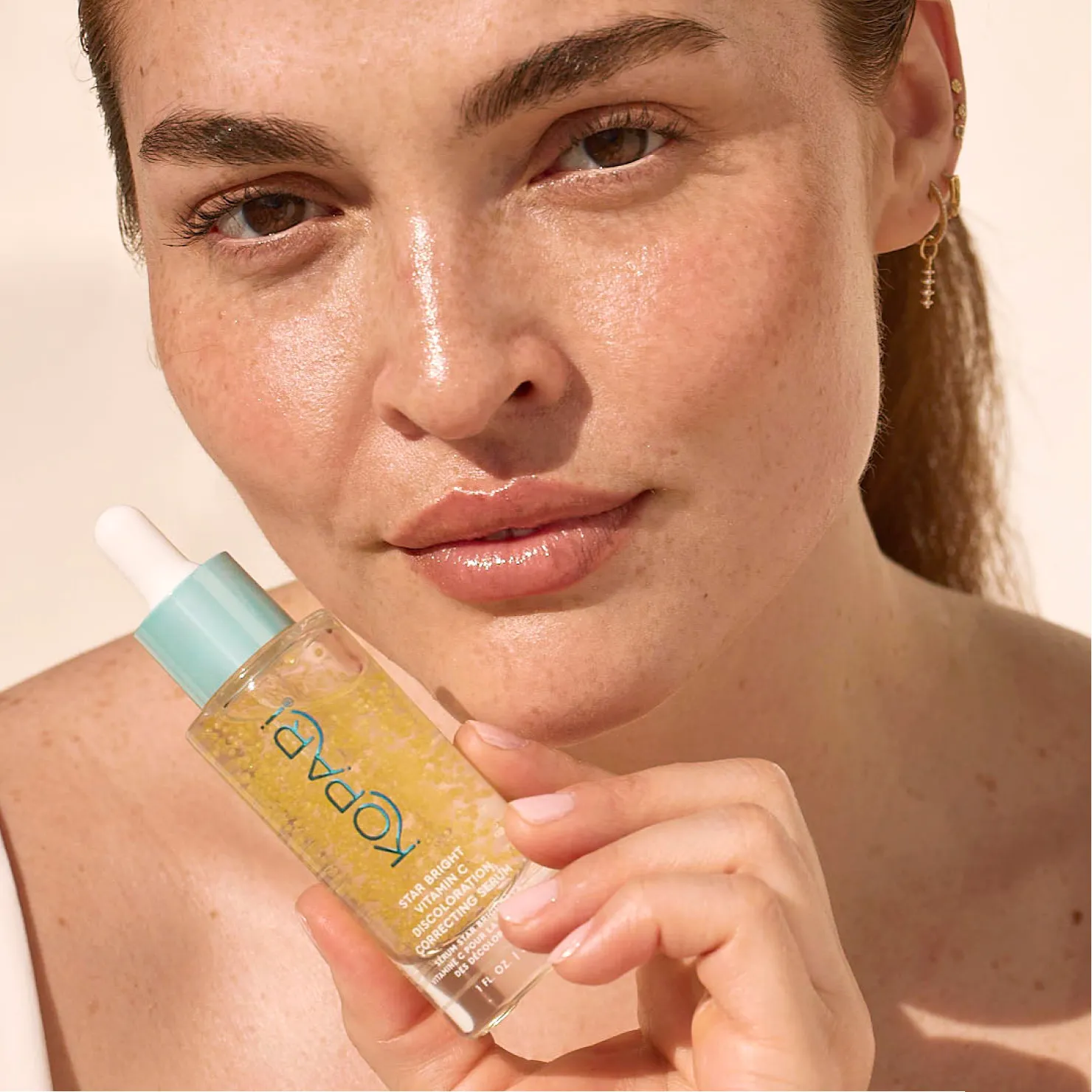 Star Bright Vitamin C Discoloration Correcting Serum sold by Kopari product image thumbnail 3