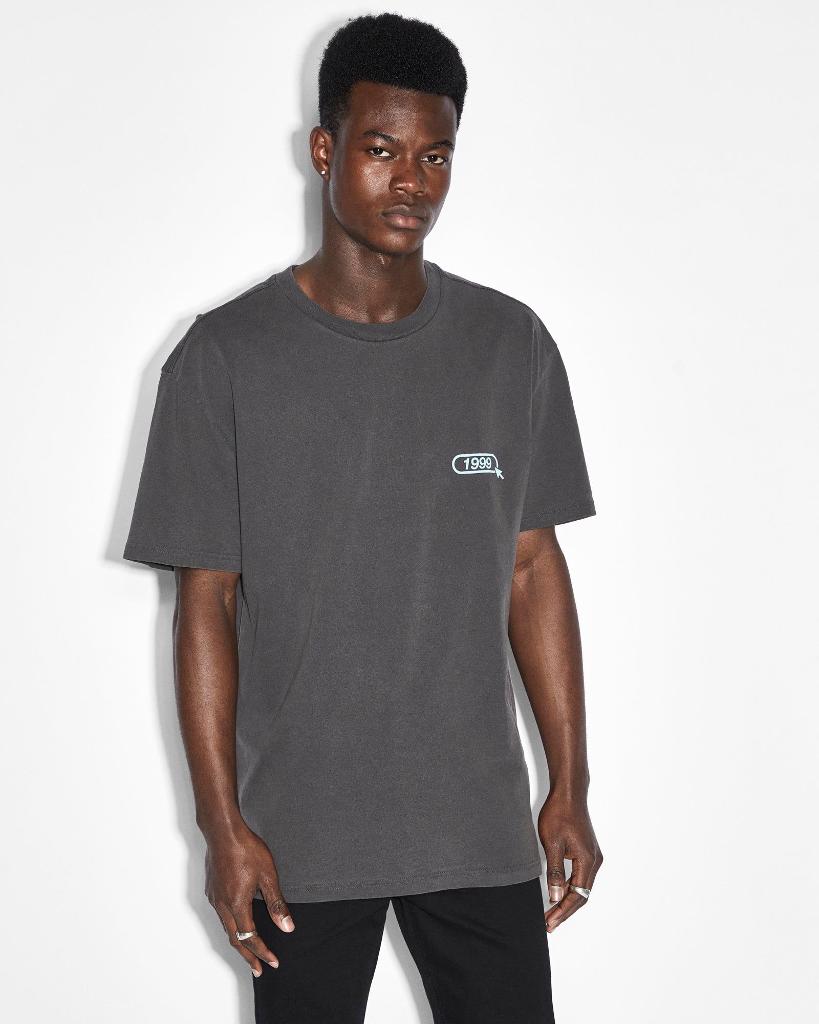 KONNECT BIGGIE SS TEE FADED BLACK sold by Ksubi