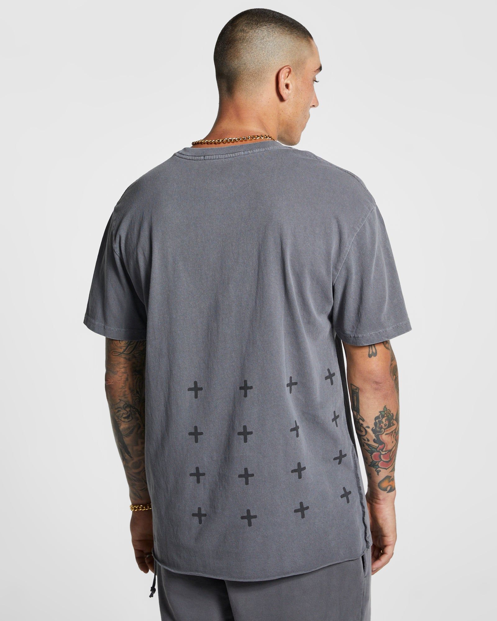 4 X 4 BIGGIE SS TEE CHARCOAL sold by Ksubi
