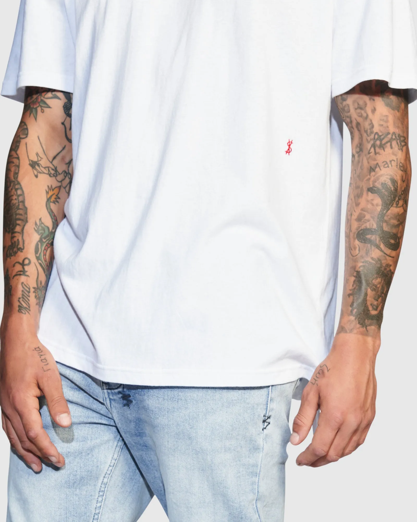 4X4 BIGGIE SS TEE WHITE/RED sold by Ksubi product image thumbnail 3