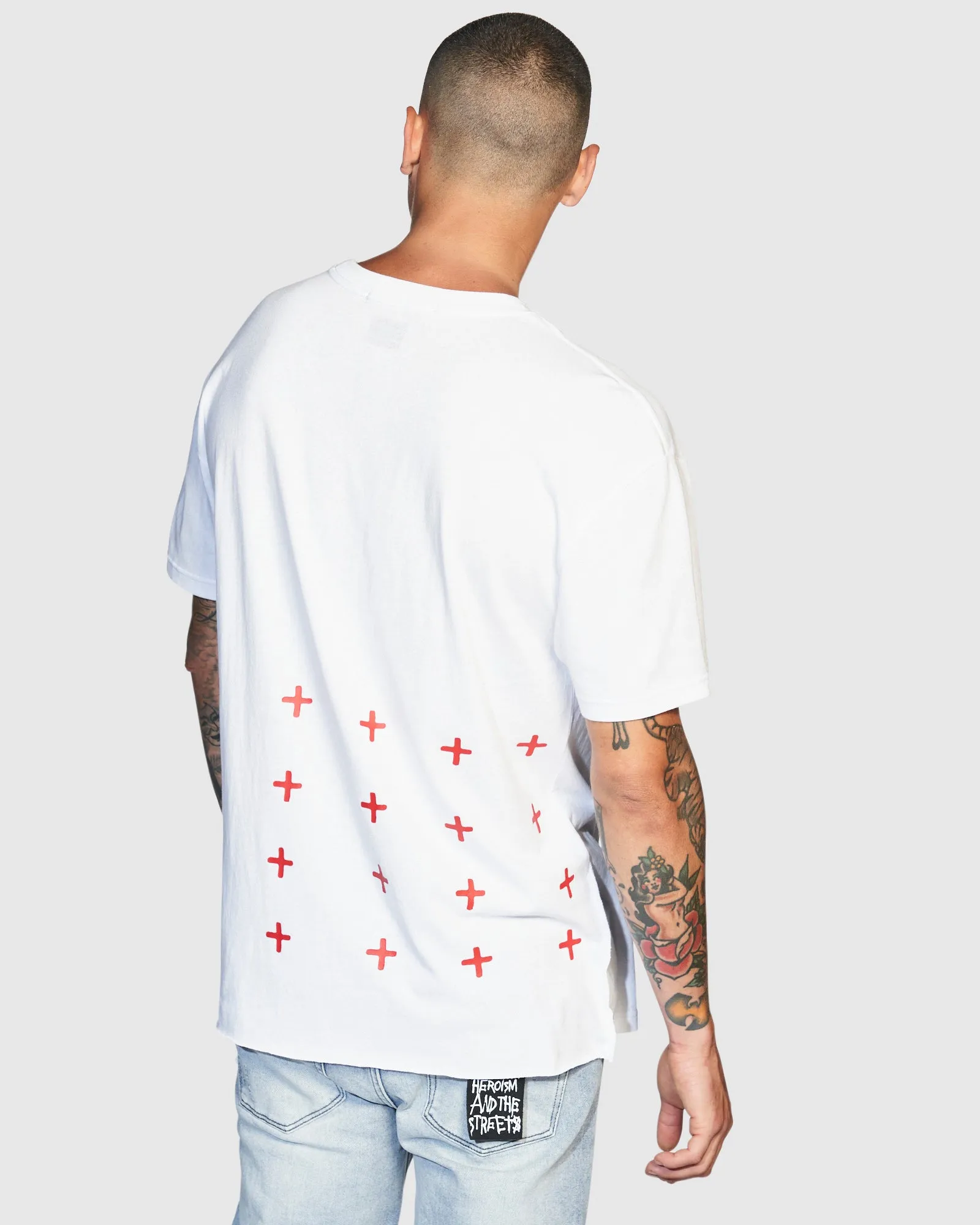 4X4 BIGGIE SS TEE WHITE/RED sold by Ksubi