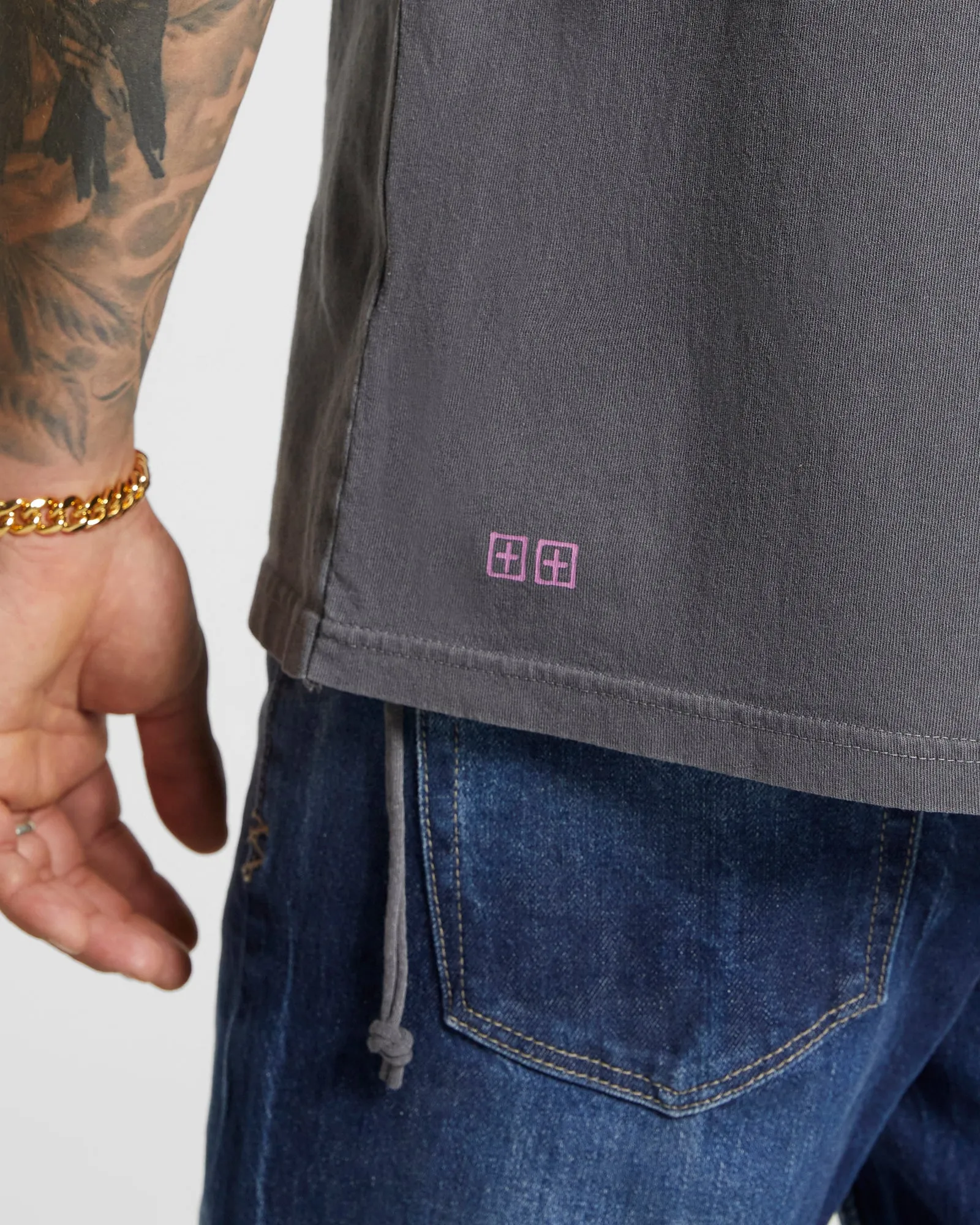 DERANGED KASH SS TEE CHARCOAL sold by Ksubi product image thumbnail 4