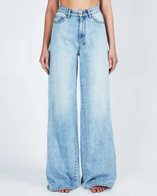 KICKER JEAN SKREAM sold by Ksubi